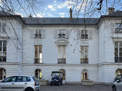 Château de la Petite Roseraie