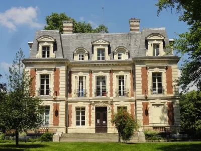Château de Louvres