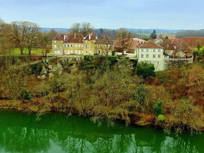 Château de Roset-Fluans