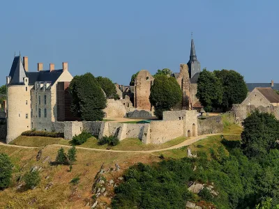 Château de Sainte-Suzanne