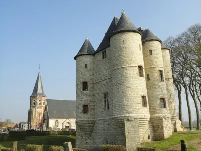 Donjon de Bours