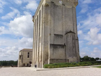 Donjon de Pons