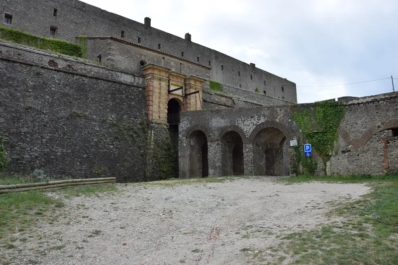 Fort de Bellegarde